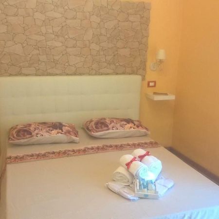 B&B Anny Неаполь Экстерьер фото